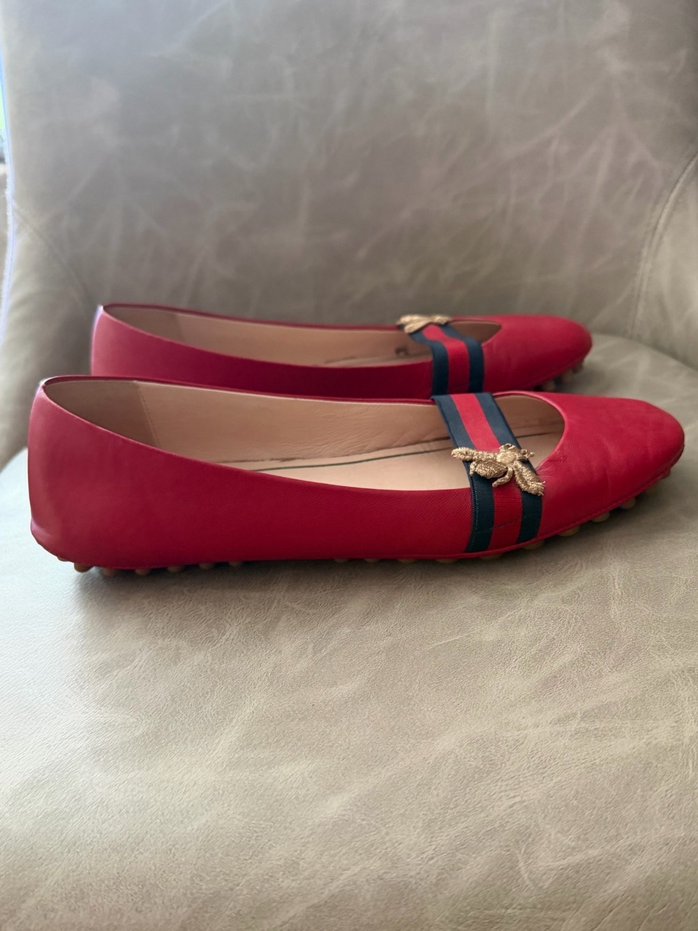 Gucci Red Leather Web-Strap Ballet Flats - Picture 2 of 9